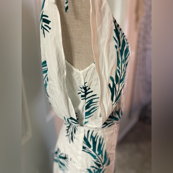 Women’s wrap sundress - palm print - women’s small - NWT - Picture 3 of 7